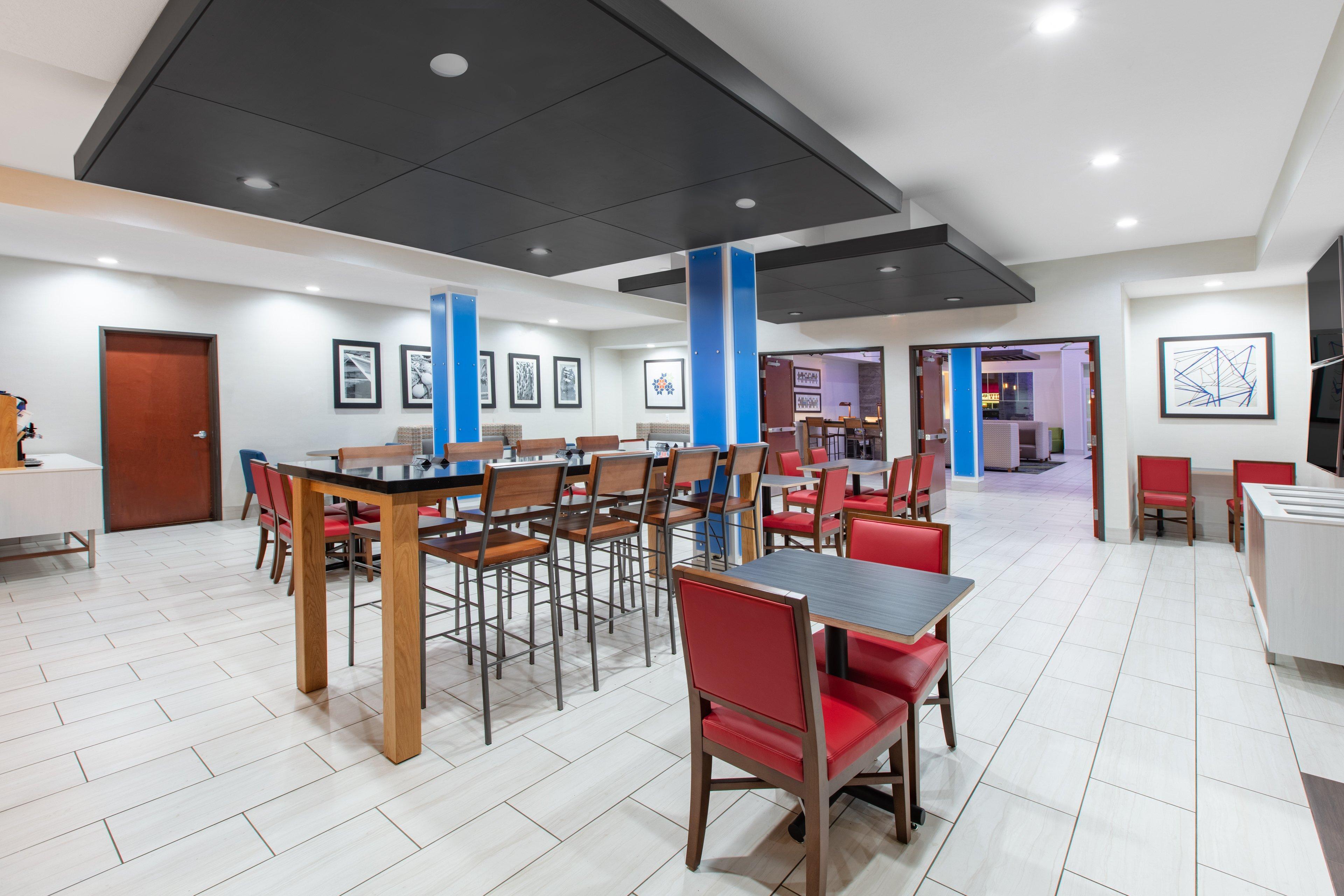 Holiday Inn Express Hotel & Suites Seaside Convention Center By Ihg Dış mekan fotoğraf
