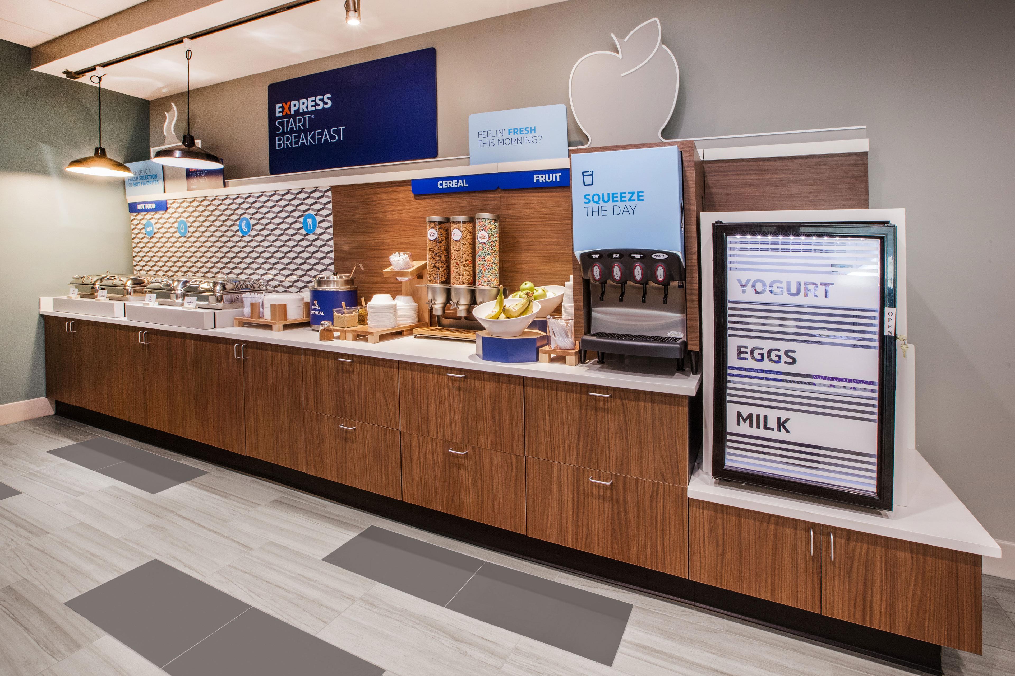 Holiday Inn Express Hotel & Suites Seaside Convention Center By Ihg Dış mekan fotoğraf
